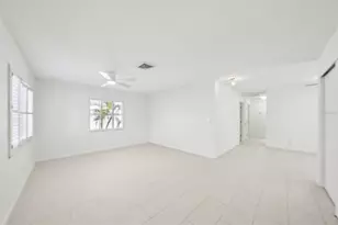 3843 Shore Acres Blvd NE, Saint Petersburg, FL 33703 - Photo 4