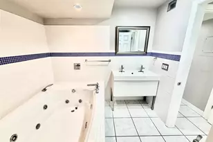 4500 E Bay Dr, Clearwater, FL 33764 - Photo 18