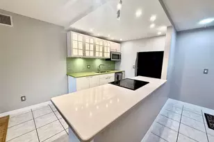 4500 E Bay Dr, Clearwater, FL 33764 - Photo 4