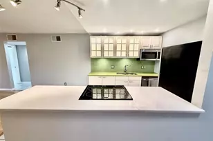 4500 E Bay Dr, Clearwater, FL 33764 - Photo 2