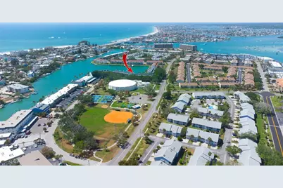 12140 Capri Circle S #709, Treasure Island, FL 33706 - Photo 4