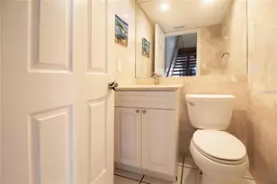 12140 Capri Cir S, Treasure Island, FL 33706 - Photo 16