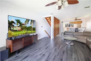 12140 Capri Cir S, Treasure Island, FL 33706 - Photo 6