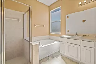 10323 Goldenbrook Way, Tampa, FL 33647 - Photo 16