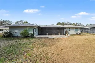 5811 Lakebreeze Ave, Lakeland, FL 33809 - Photo 4