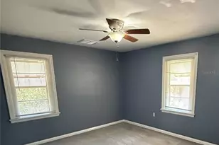 3213 W Hartnett Ave, Tampa, FL 33611 - Photo 10