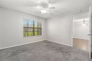 11901 4th Street N, Saint Petersburg, FL 33716 - Photo 18