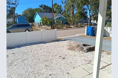 2020 13th Street S, Saint Petersburg, FL 33705 - Photo 4
