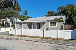 2020 13th St S, Saint Petersburg, FL 33705 - Photo 6