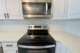 34924 Teeview Ln, Zephyrhills, FL 33541 - Photo 16