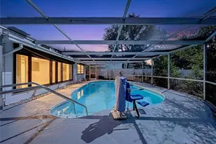 1002 Bay Breeze Terrace, Largo, FL 33770 - Photo 10