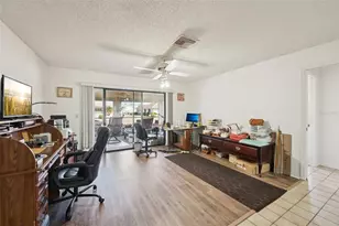 1633 Bentwood Dr, Sun City Center, FL 33573 - Photo 8