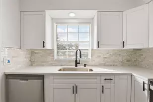 1008 Hallwood Loop, Brandon, FL 33511 - Photo 18