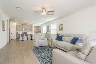 10661 Tupper Cay Dr, San Antonio, FL 33576 - Photo 10