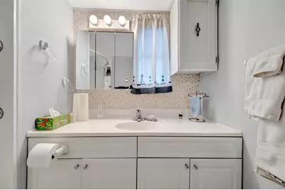 132 W Saint Lucia Loop, Apollo Beach, FL 33572 - Photo 28