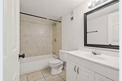 14415 American Circle #104, Tampa, FL 33613 - Photo 10