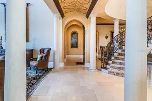 9209 Silverthorn Rd, Seminole, FL 33777 - Photo 30