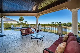 9209 Silverthorn Rd, Seminole, FL 33777 - Photo 70