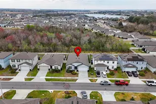 3821 Indian River Ct, Lakeland, FL 33811 - Photo 2