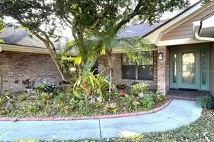 3408 Valley Ranch Dr, Lutz, FL 33548 - Photo 16