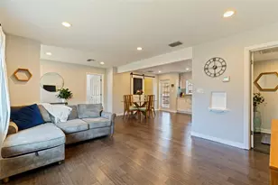 3827 17th St N, Saint Petersburg, FL 33714 - Photo 6