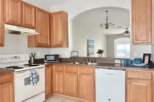 3506 High Hampton Cir, Tampa, FL 33610 - Photo 4