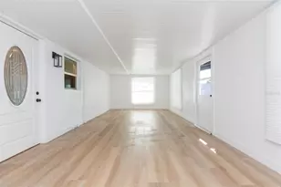 5543 19th St, Zephyrhills, FL 33542 - Photo 14