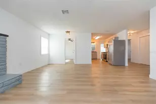 5543 19th St, Zephyrhills, FL 33542 - Photo 6