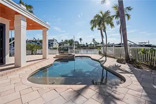 567 Baywood Dr S, Dunedin, FL 34698 - Photo 42
