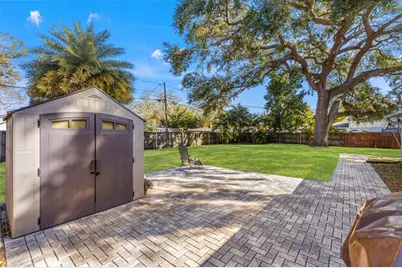 1747 26th Avenue N, Saint Petersburg, FL 33713 - Photo 8