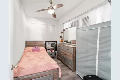 8210 Harwich Port Lane, Gibsonton, FL 33534 - Photo 20