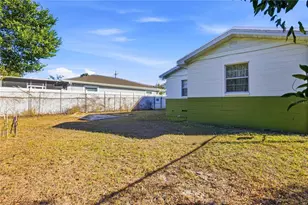 1014 E Okaloosa Ave, Tampa, FL 33604 - Photo 24