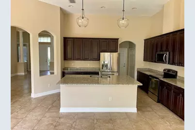 15604 Hampton Village Drive, Tampa, FL 33618 - Photo 6