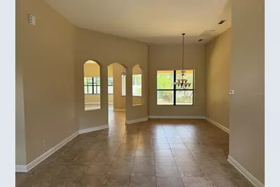 15604 Hampton Village Drive, Tampa, FL 33618 - Photo 2