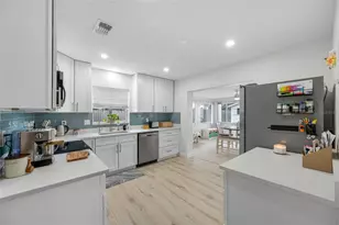 1268 Robin Hood Ln, Dunedin, FL 34698 - Photo 10