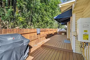 903 E McBerry St, Tampa, FL 33603 - Photo 18