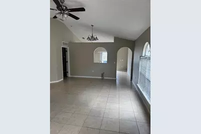 1045 Brenton Leaf Drive, Ruskin, FL 33570 - Photo 2