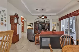 413 Noble Faire Dr, Sun City Center, FL 33573 - Photo 14