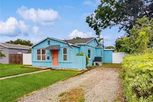 5550 Kelly Dr N, Saint Petersburg, FL 33703 - Photo 16