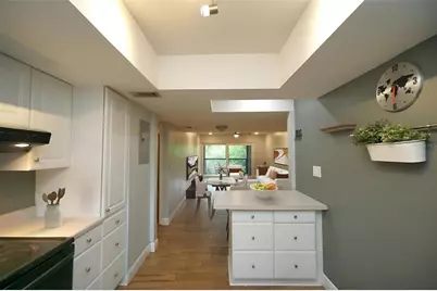 760 S Village Drive N #203, Saint Petersburg, FL 33716 - Photo 2