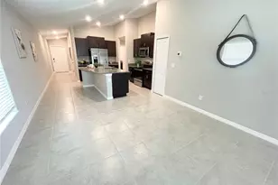 7104 Amelia Cove Ct, Sun City Center, FL 33573 - Photo 8