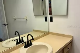 2462 Kingfisher Ln, Clearwater, FL 33762 - Photo 18