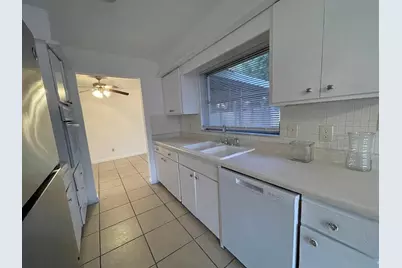 471 Keene Park Drive E, Largo, FL 33771 - Photo 6