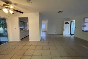 471 Keene Park Dr E, Largo, FL 33771 - Photo 8