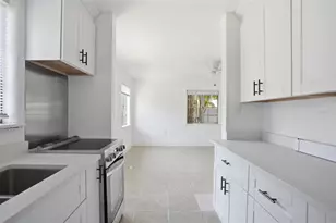 7960 Boca Ciega Dr, Saint Pete Beach, FL 33706 - Photo 14