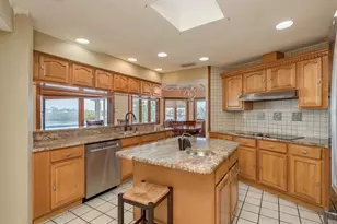 600 Soundview Dr, Palm Harbor, FL 34683 - Photo 20