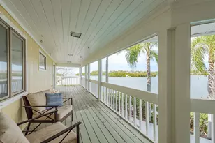 600 Soundview Dr, Palm Harbor, FL 34683 - Photo 16