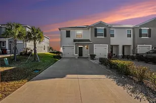 3716 Sunflower Fld Pl, Plant City, FL 33565 - Photo 1