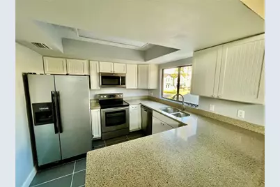 1726 Nevada Avenue NE, Saint Petersburg, FL 33703 - Photo 6