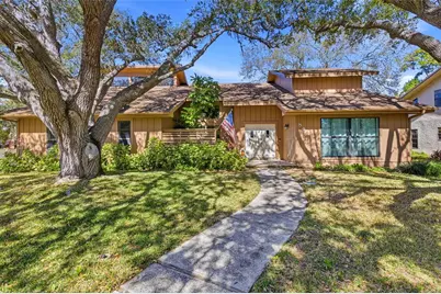 847 Hillside Drive, Palm Harbor, FL 34683 - Photo 2